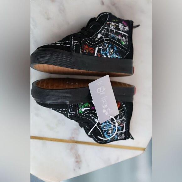 🔥🔥 Vans X Disney 100 Toddler Kids SK8-Hi Zip Villains Size 6 - Picture 9 of 16